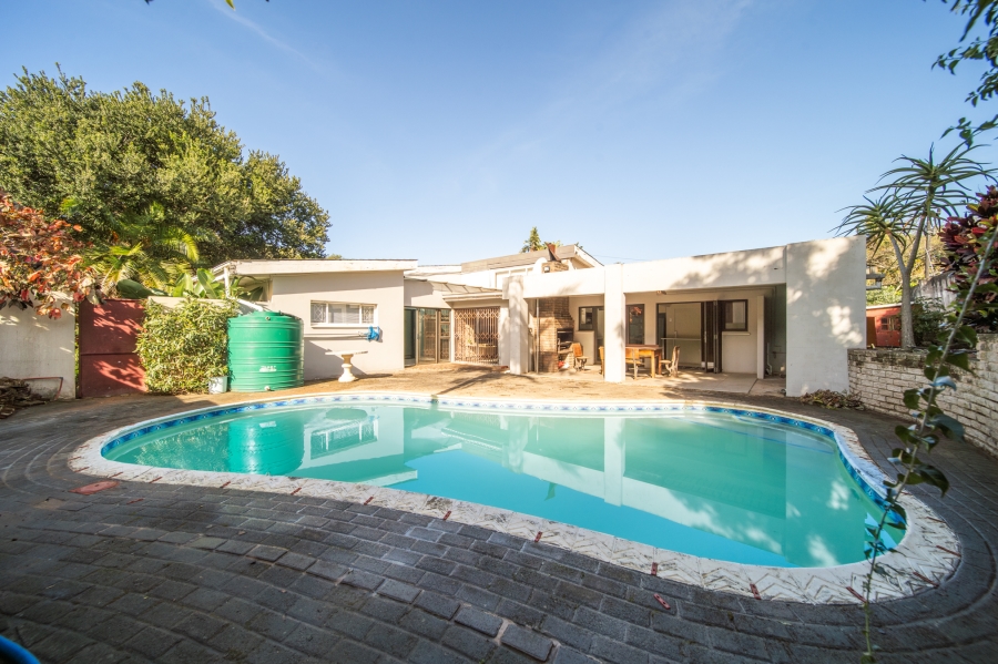 4 Bedroom Property for Sale in Bonza Bay Eastern Cape